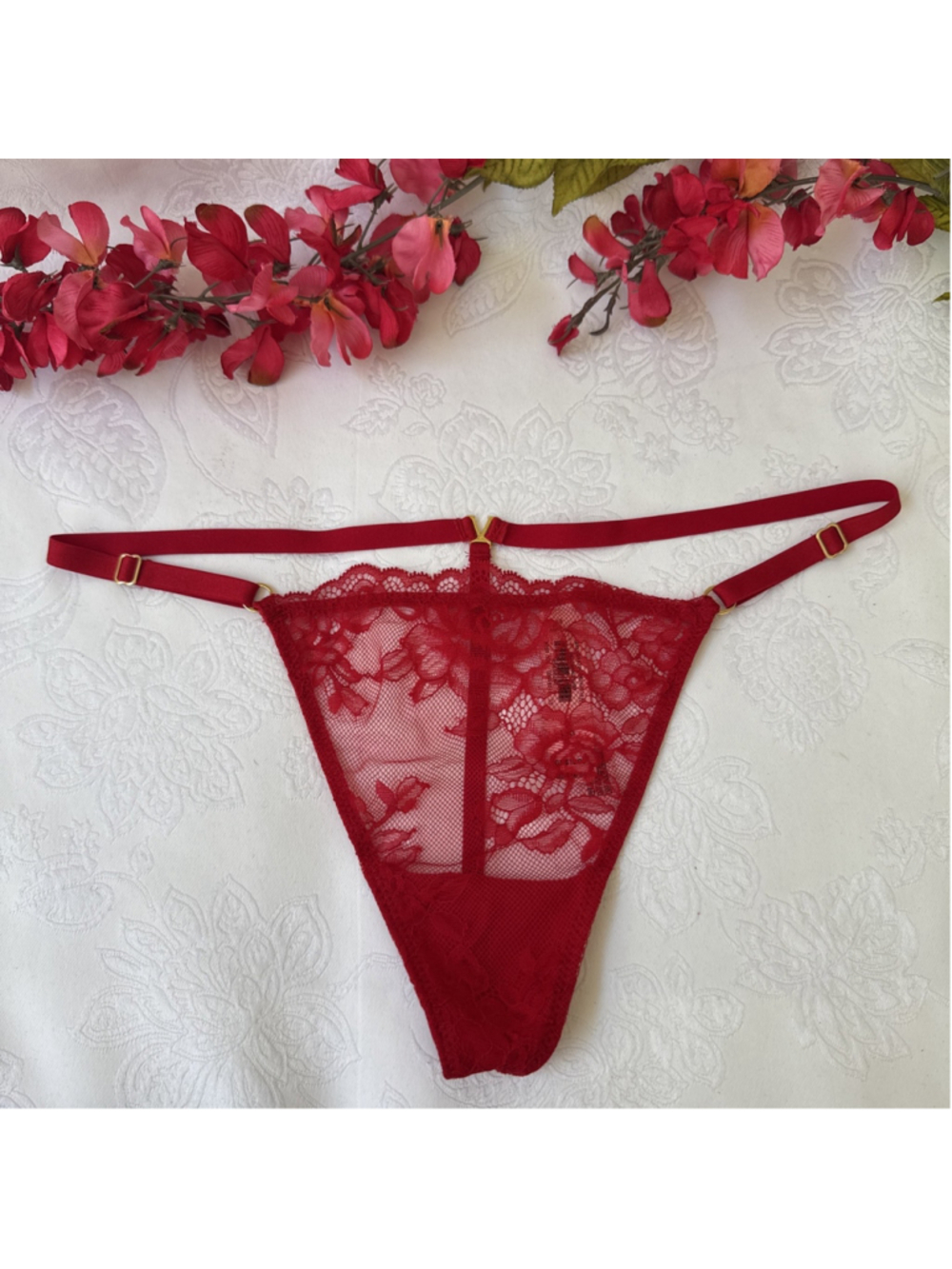 VICTORIA'S SECRET L RED ROSE LACE STRAPPY V STRING THONG ADJT SIDE PANTIES NWT